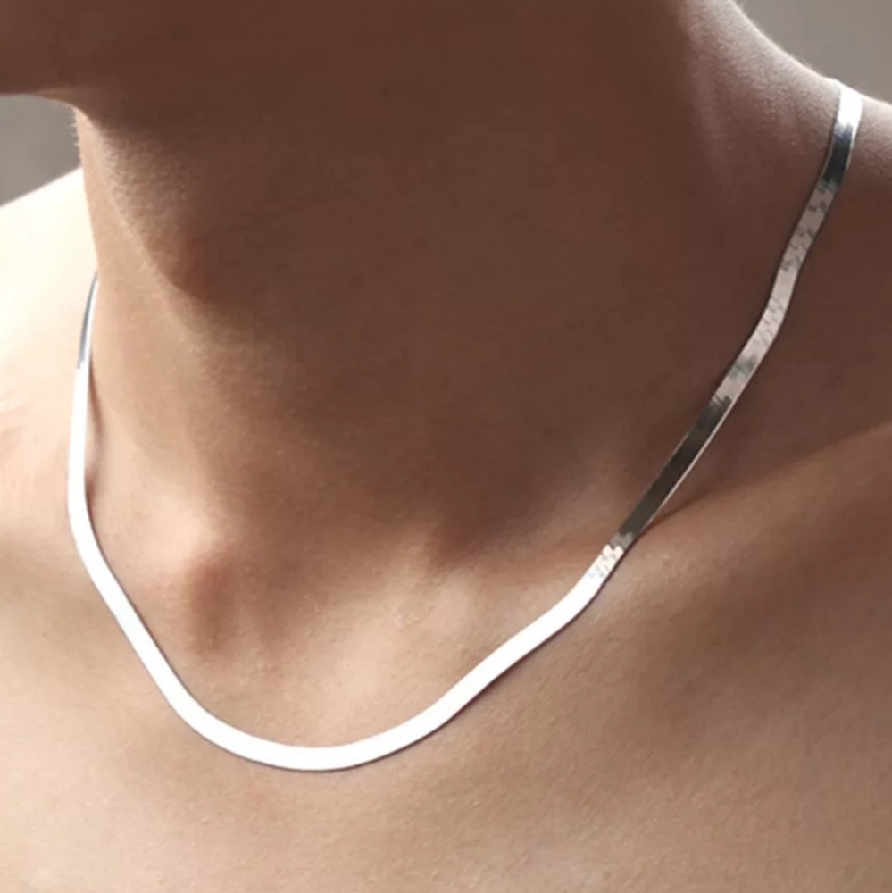 NEW 4MM Stainless Steel Silver Flat Herringbone Snake Chain Necklace - Picture 1 of 9